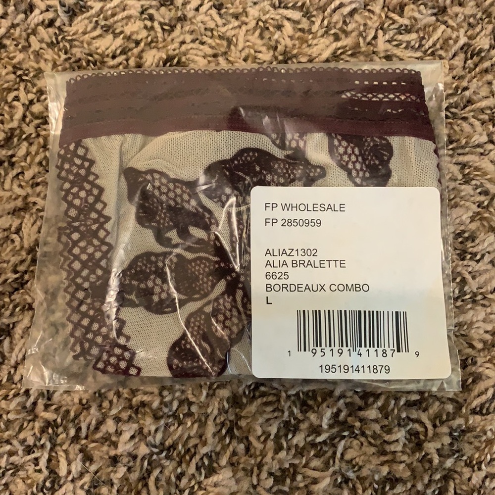 Free People Boho Alia Bralette Bohemian Floral Bra - Picture 4 of 7